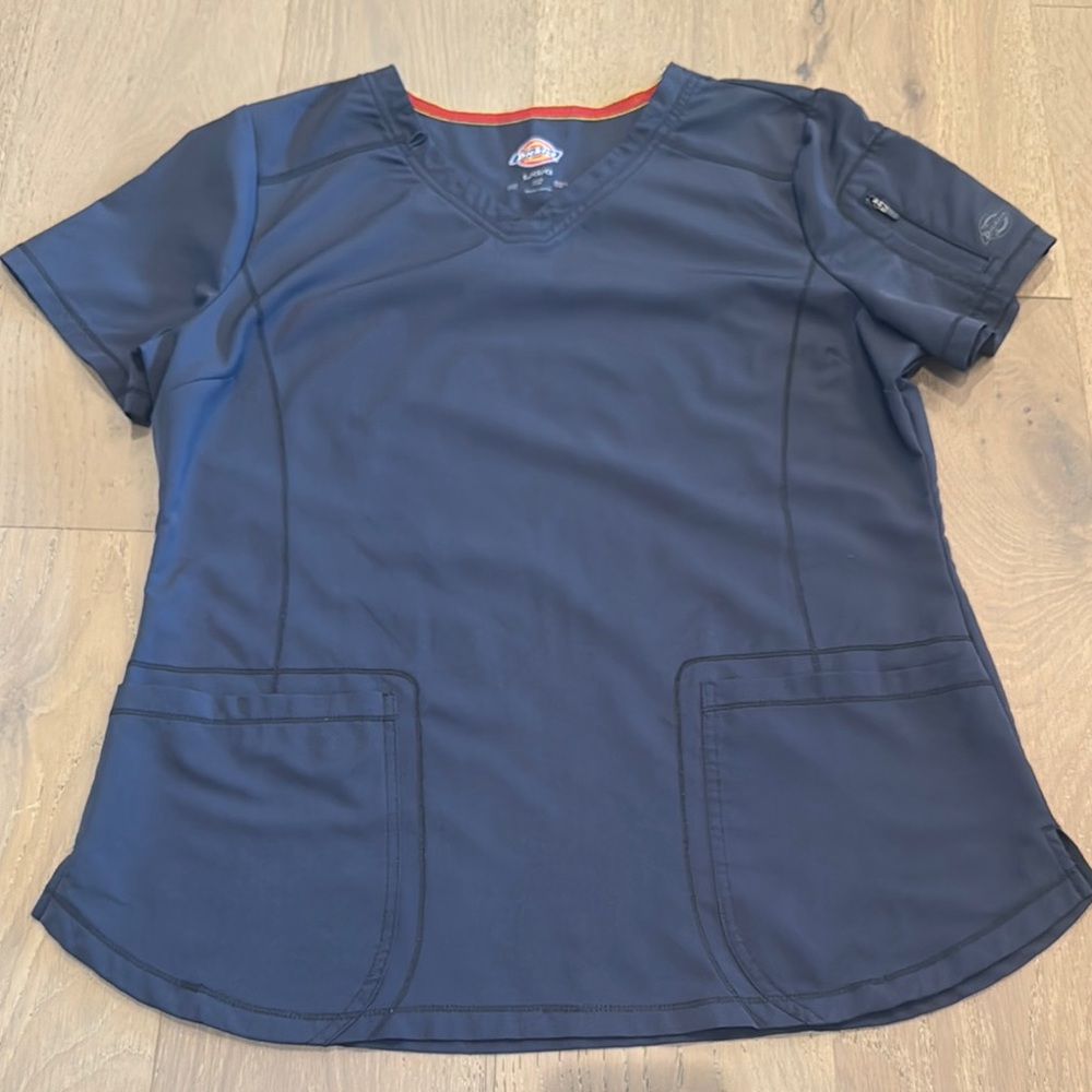 Dickies Woman's Charcoal Gray Scrub Set Size Large - Picture 3 of 5